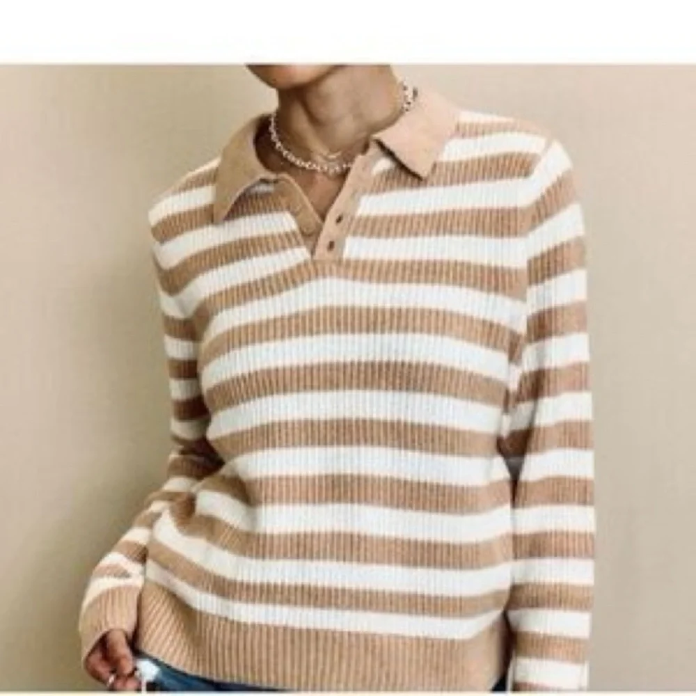 American Eagle Beige and White Striped Knit Sweater